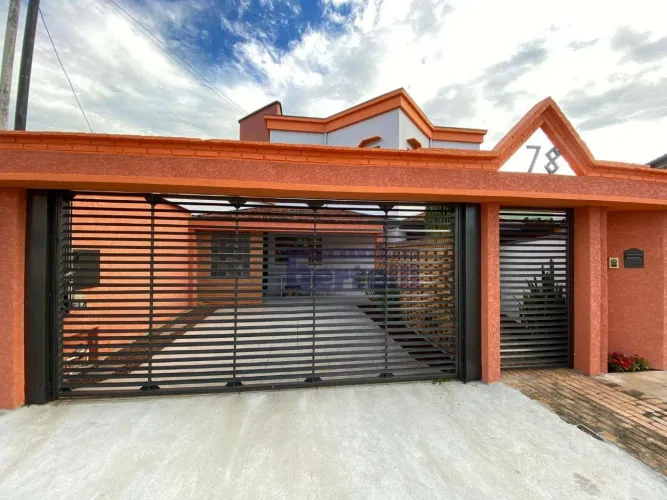 Casa com 2 dormitórios para alugar, 164 m² por R$ 3.950,00/mês - Jardim Sevilha - Bragança