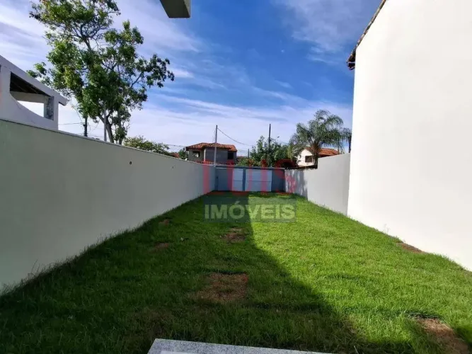 Casa com 3 dormitórios para alugar, 115 m² por R$ 4.000/mês + taxas - Piratininga - Niteró