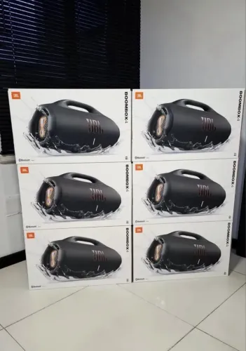 BOOMBOX 4 PRETA (Lacrada)