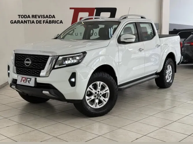 Nissan Frontier XE CD 4X4 2.3 Bi-TB Diesel Aut. 2024