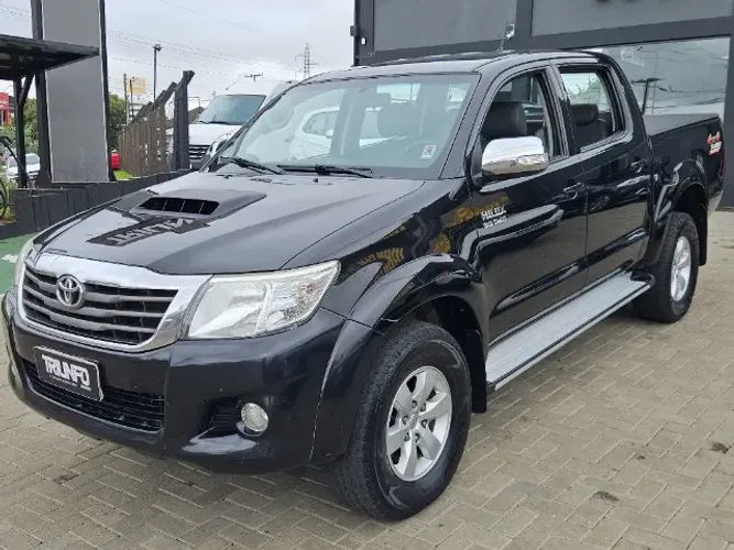 Toyota Hilux CD SRV D4-d 4X4 3.0 TDI Diesel AUT 2013