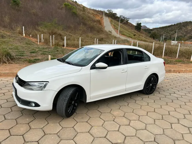 Volkswagen Jetta Comfortline 2.0 T.flex 8V 4P Tipt. 2012