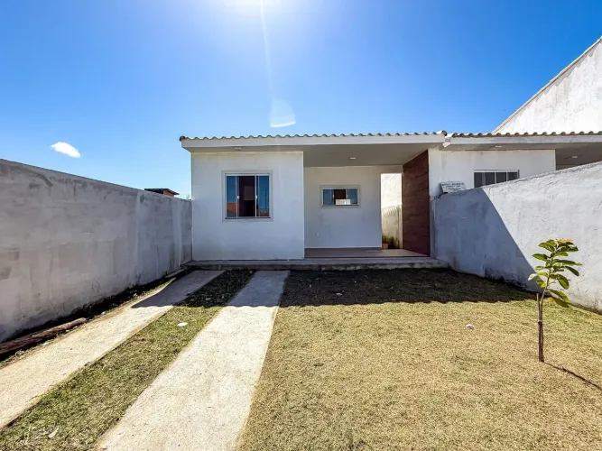 Casa com 2 dormitórios à venda, 80 m² por R$ 380.000 - Canellas City - Iguaba Grande/RJ