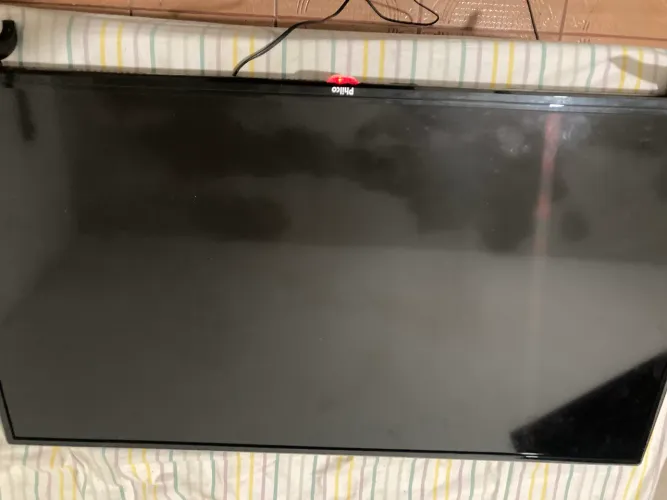 Tv Philco liga nao da imagem tela intacta