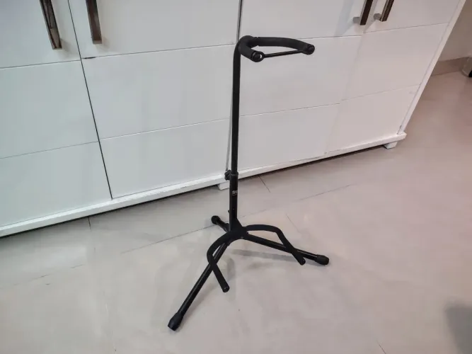 Suporte de violão Stagg