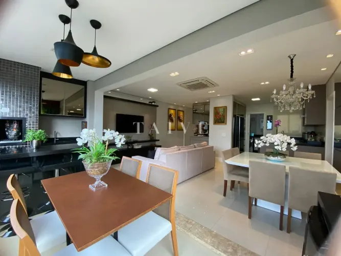 Apartamento à Venda, Ed Kensington, 114m2 úteis, 3 quartos sendo 1 suíte, 3 vagas- Gleba P