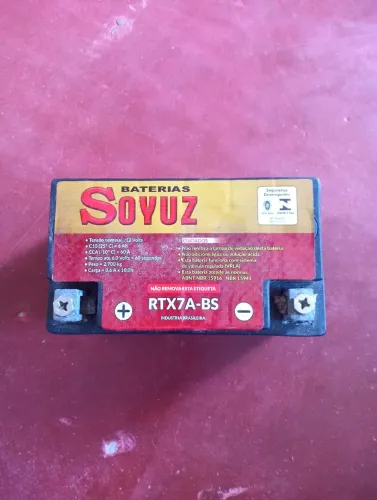 Vendo bateria de moto cada um