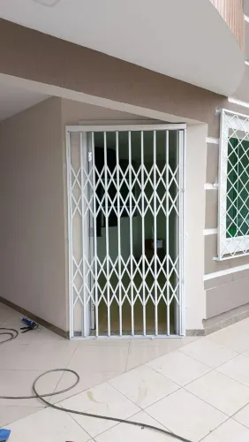 Vaga para serralheiro