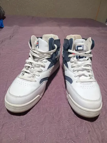 Tenis fila ótimo estado 