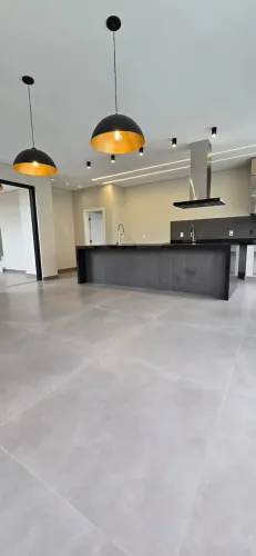 CASA DOS SEUS SONHOS EM CONDOMINIO DE ALTO PADÃO