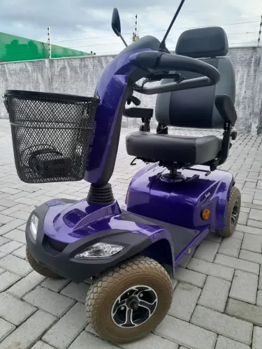 Moto elétrica quadricículo 
