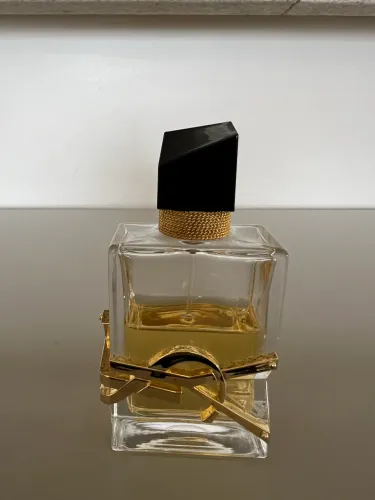 Perfume Libre Yves Saint Laurent original - 50ml - 30ml
