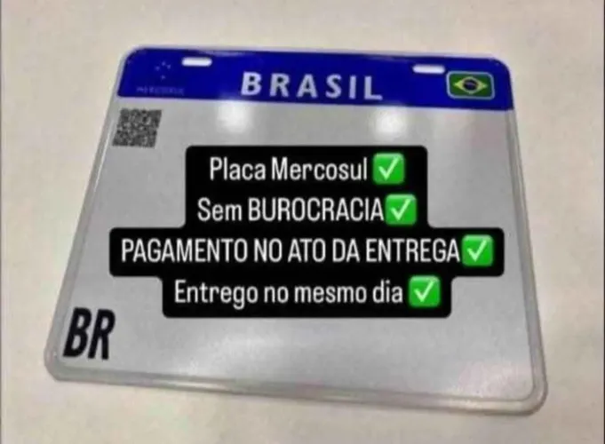 Placas mercosul .  carro é moto 