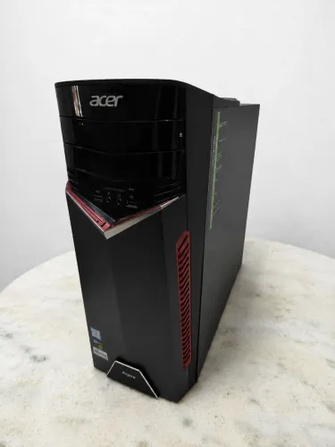PC GAMER + MONITOR