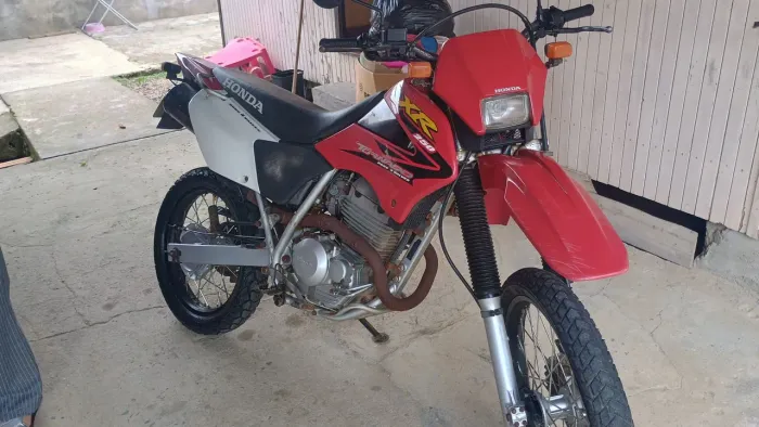 Vendo tornado 250cc moto bonita 