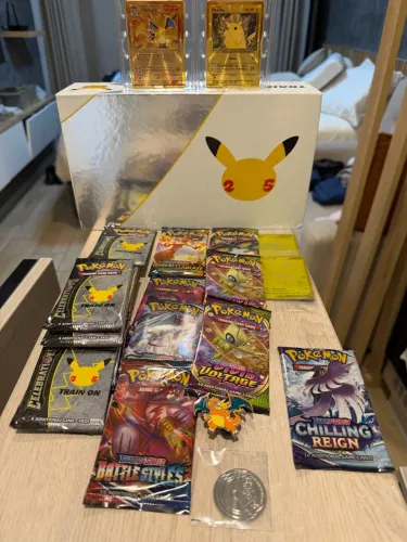 UPC 25 anos Pokémon Ler descrição itens vendidos a parte !!!
