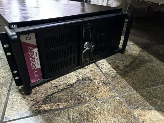 Gabinete 19" 4U ATX Nilko