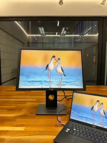 Monitor Dell 2209WA 22? IPS - Excelente Qualidade de Imagem