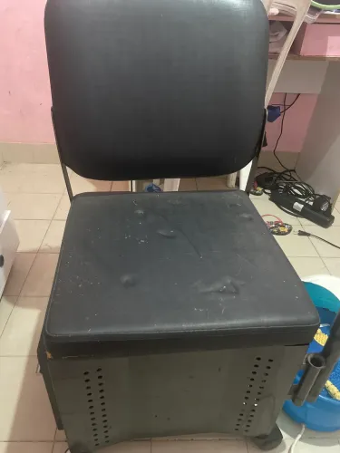 Vendendo uma cadeira de manicure