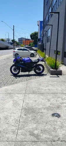 R15 Yamaha 2025