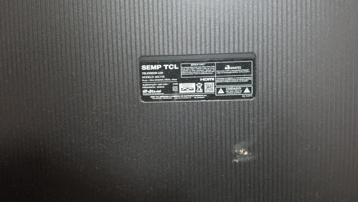 TC TCL 65 pol para peças