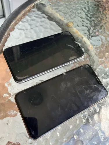 LOTE COM 2 IPHONES ? IPHONE 11 + XS MAX 64GB ? PARA CONSERTO