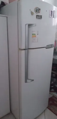 Geladeira Branca com Freezer