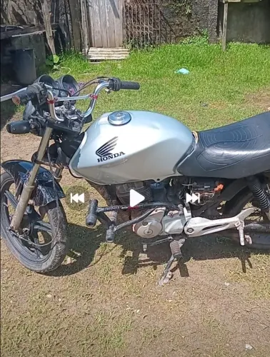 Vendo tinta 150 no valor de 3.mil 500