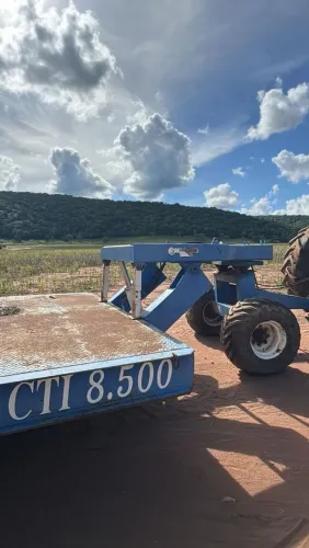 CARRETINHA PARA PLANTADEIRA