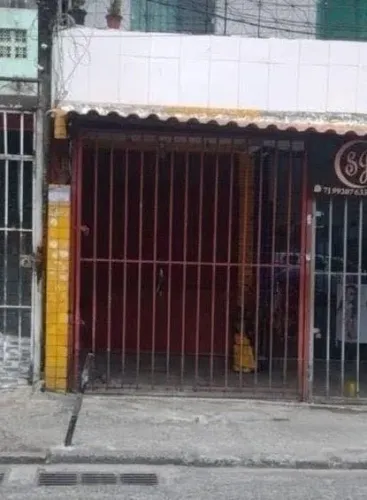 Aluga-se este ponto comercial (loja)