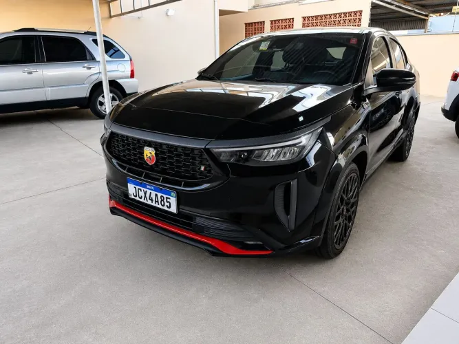 Fiat Fastback Abarth Turbo Flex 1.3 Aut. 2025