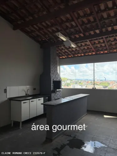 Casa para Venda em Sorocaba, Vila Haro, 3 dormitórios, 1 suíte, 4 banheiros, 2 vagas