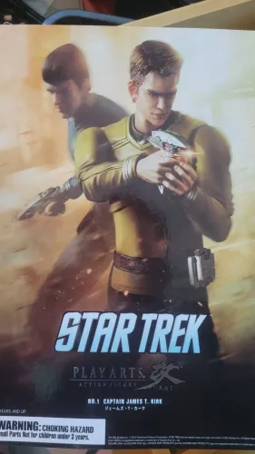 Capitão Kirk Star Trek Play Arts