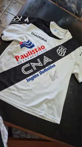 Camisa Ponte Preta autografada Zacarias