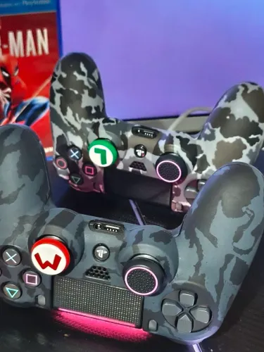 ? PlayStation 4 FAT - Excelente Estado | 2 Controles + Garantia! ?