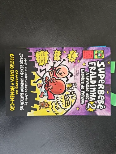  Livro do SUPER  FRALDINHAS 2 e do CAPITÃO CUECA 1 