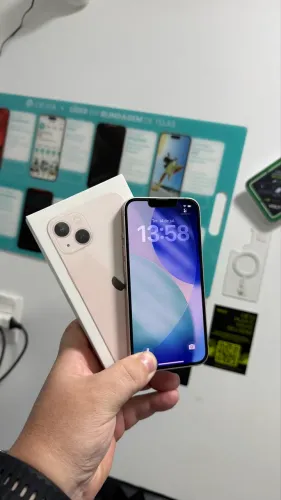 iPhone 13 seminovo