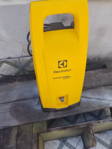 Bomba de Lava jato Electrolux Power Wash