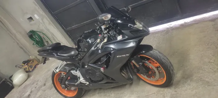 Vendo gsx-r srad 750