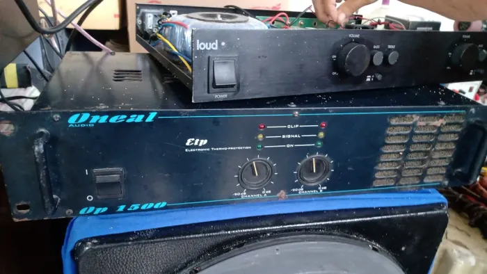 Vendo 2 Amplificadores