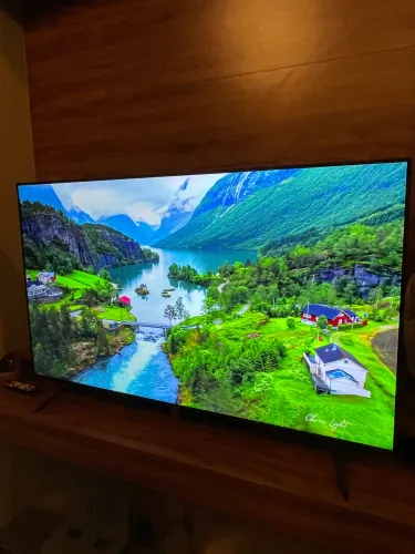 Samsung Smart TV 55 LED 4K Crystal UHD - UN55CU7700G |Alexa | Gaming Hub|