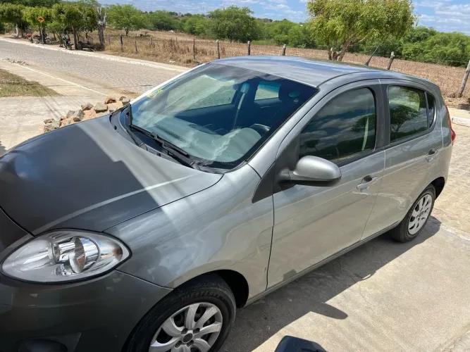 Fiat Palio Attractive 1.0 EVO Fire Flex 8V 5P 2014