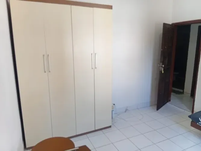 Quarto individual no Embare p/rapazes