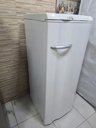 Geladeira Electrolux