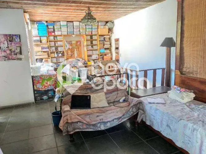 Maracanã | Casa 3 quartos, sendo 2 suites