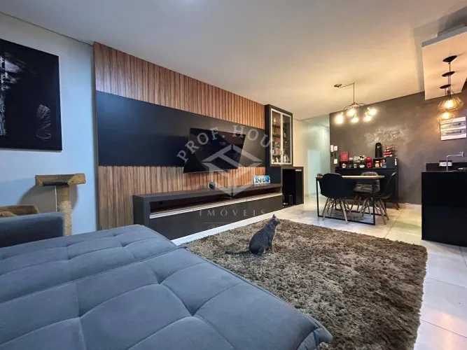 Casa à venda no Condomínio Porto Seguro no Jd. Ouro Verde em Limeira-SP