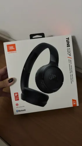 JBL - Fone de ouvido TUNE 520bt