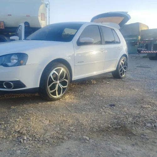 Volkswagen Golf Sportline 1.6 MI Total Flex 8V 4P 2013