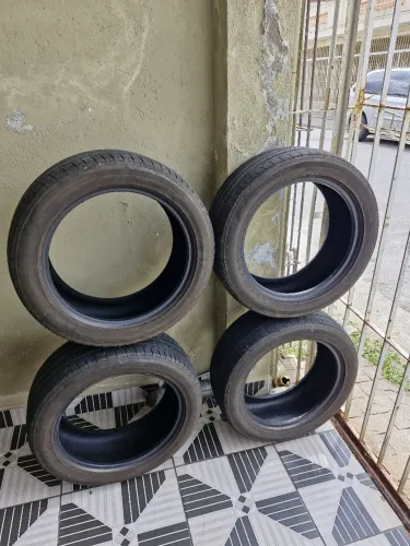 4 pneus Bridgestone turanza 225/50/R17