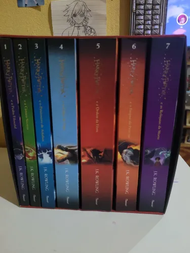 Vendo box do Harry Potter ou troco por monitor
